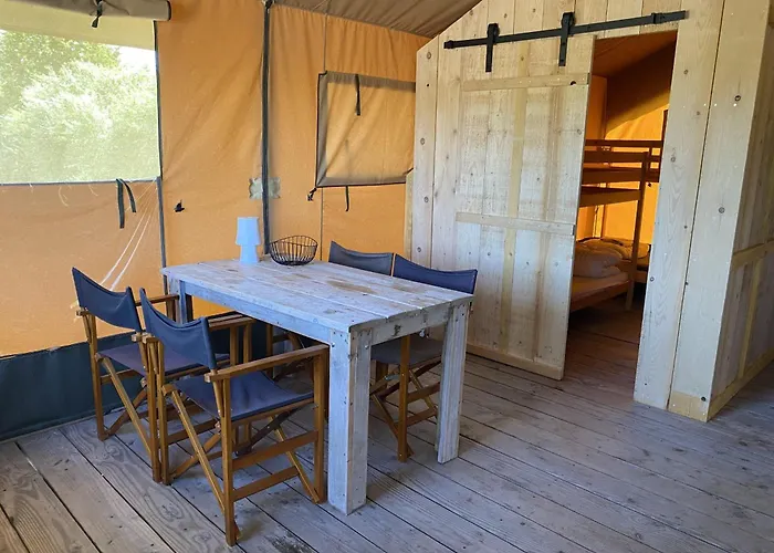 Family Friendly Glamping Tent For 5 In The Heart Of France Роскошный шатер