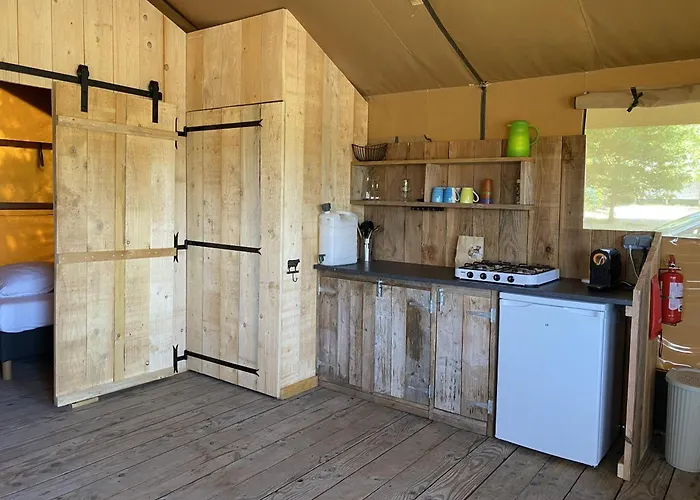 Family Friendly Glamping Tent For 5 In The Heart Of France * Saint-Desire